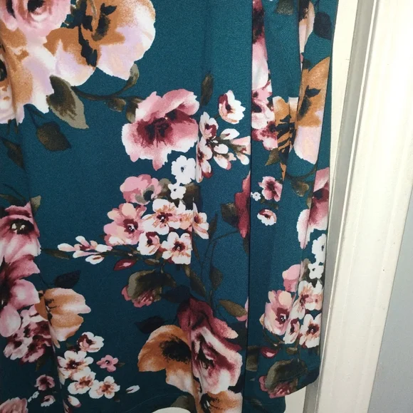 Agnes & Dora Asymmetrical Dress in Teal and Pink Floral - Picture 6 of 9